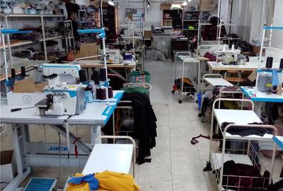 Spațiu comercial, de 150 mp, în Central - 3