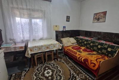 CASA 4 CAMERE , SUPRAFATA TOTALA 80 MP , TEREREN 355 MP, DESCHIDERE  17,5 ML - 6