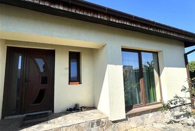 Casă cu 5 camere cu Teren 920 Mp în Nufărul - 3