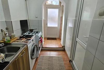 Apartament cu 2 camere semidecomandat, mobilat în Florilor - 10