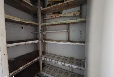 Apartament cu 3 camere decomandat în Piața Centrală - 6