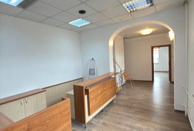 Mosilor - Foisorul de Foc / Vila spațioasă de închiriat – 9 camere / 330 MP - 16