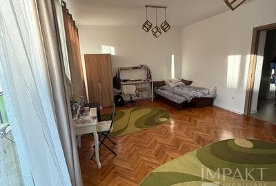 Apartament cu 3 camere decomandat, mobilat în Plopilor