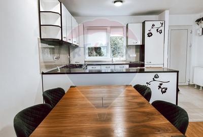 Apartament cu 4 camere decomandat, mobilat în Noua - 19