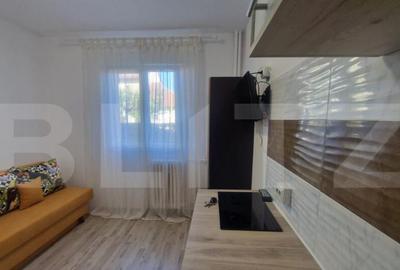 Camera de camin renovata complet, cu baie, 10 mp, zona Flori - 6