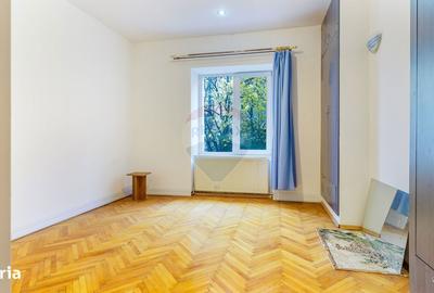 Apartament cu 3 camere în Gruia - 5