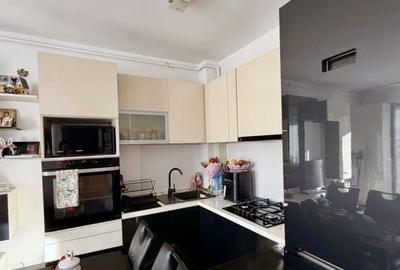 Apartament cu 2 camere, mobilat în Central