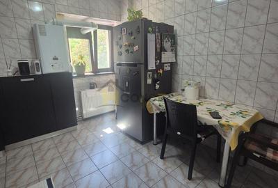 Apartament cu 4 camere decomandat, mobilat în Apărătorii Patriei - 7