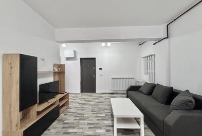 Apartament cu 2 camere semidecomandat, mobilat în Nord