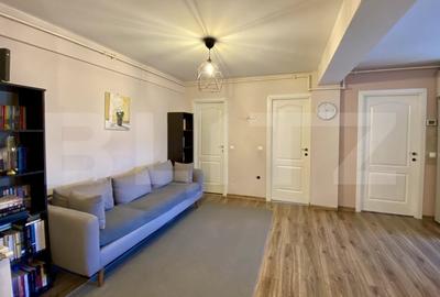 Apartament cu 3 camere semidecomandat, mobilat în Florești - 4