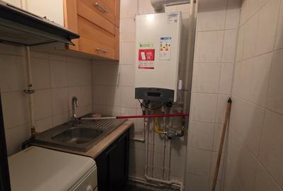 Piata Muncii, 5 minute metrou, chiar pe Calea Calarasilor, stradal,centrala, - 7