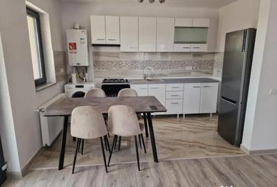 Casă cu 3 camere cu Canalizare în Domnești - 9