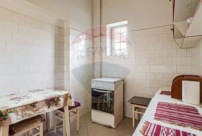 Apartament cu 4 camere semidecomandat în Central - 12