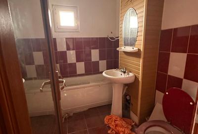 Apartament cu 2 camere decomandat în Micro 20 - 8