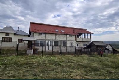 Casă cu 4 camere în Sutești - 5