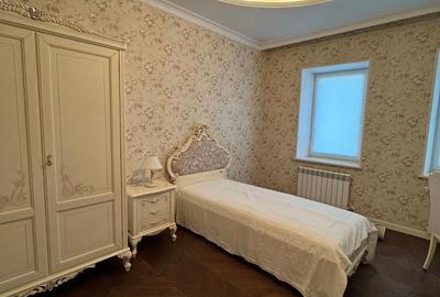 Spațiu comercial, de 100 mp, în Unirii - 2