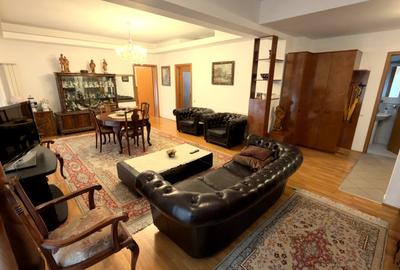 Apartament cu 2 camere semidecomandat, mobilat în Ștefan cel Mare