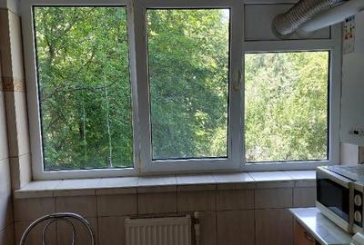 Etaj 1 - braila zona garii- Apartament 2 camere - comision 0-mobilat - 9