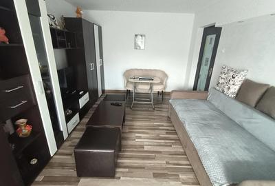 Apartament cu 2 camere decomandat în Decebal - 10