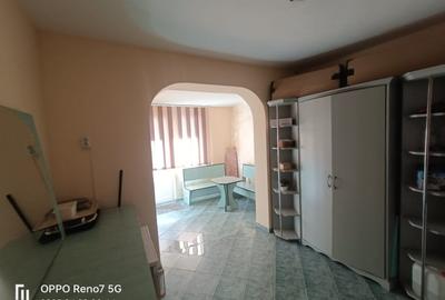 Apartament cu 3 camere si spatiu comercial de vanzare in Reghin str. Fagarașului - 2