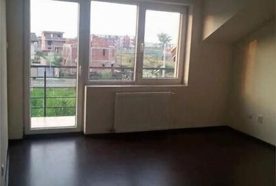 Apartament cu 3 camere în Girocului - 2