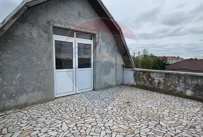 Casă individuală cu 5 camere cu Teren 1882 Mp în Central - 4