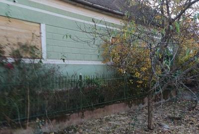 Casă cu 4 camere cu Teren 1080 Mp în Chisindia - 1