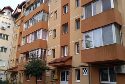 Apartament cu 2 camere decomandat în Spitalul Județean - 13