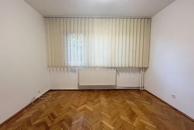 De închiriat apartament modern – Zona Medicină - 13
