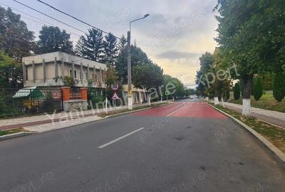 Spa?iu comercial de inchiriat in Curtea de Arge? vizavi de Manastirea Curtea de Arge?. - 1