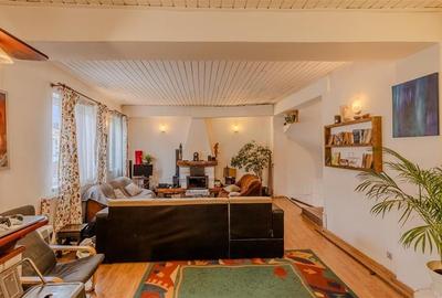 Locuinta cu caracter,doua niveluri,4 camere,terasa,garaj,curte,Centru Istoric Br - 45