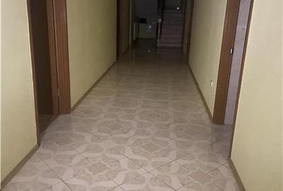 Casa de vanzare in Campineanca, suprafata construita 509 mp , parter si etaj , s - 11