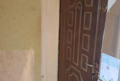 4 camere etaj 3 Circumvalatiunii, str. Stelelelor ... cu CENTRALA PROPRIE, neamenajat 4 camere etaj 3 Circumvalatiunii, str. Stelelelor ... cu CENTRALA PROPRIE, neamenajat - 5