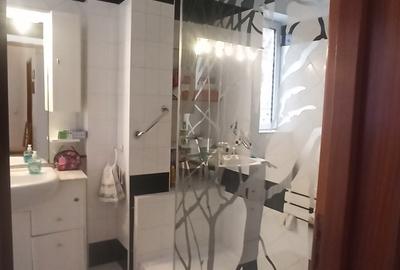 DOROBANTI- FLOREASCA - 6