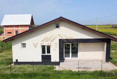 Casă cu 3 camere cu Teren 383 Mp în Berceni - 2