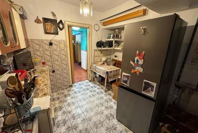 Apartament 3 camere zona centrala , etaj 7, pret 63.000 Euro neg. - 5