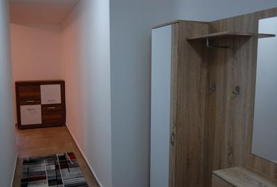 Apartament 3 camere ,parter,zona Soarelui - 2