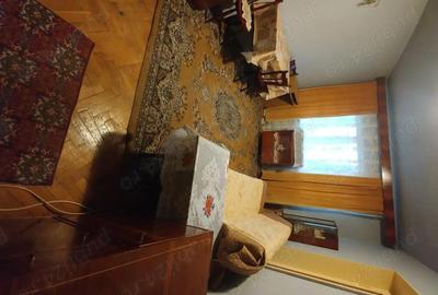 Apartament cu 2 camere decomandat în Gojdu