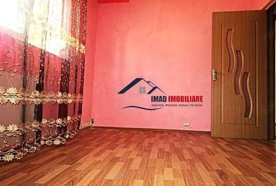 Apartament cu 2 camere semidecomandat în Micro 11