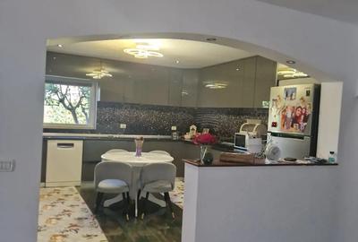 Casă cu 6 camere în Letea Veche - 3