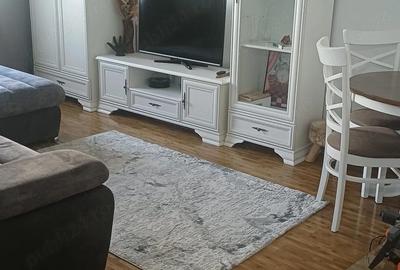 Apartament cu 3 camere decomandat în Central - 1