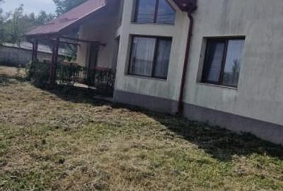 Casa P+M Bascov stradal - 3