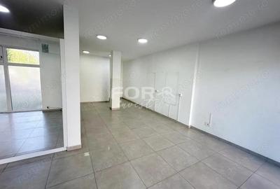 Spațiu comercial, de 55 mp, în Central - 1