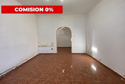 Apartament cu 4 camere decomandat în Central