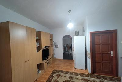 Casă cu Teren 3500 Mp în Zăbala - 2