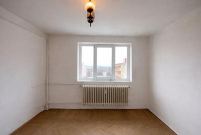 Apartament cu 2 camere decomandat în Tomis Nord - 3