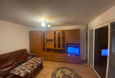 Apartament cu 2 camere decomandat în Central - 1
