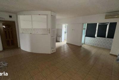 Apartament cu 3 camere decomandat în Central - 11