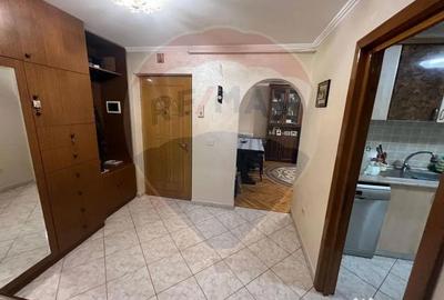 Apartament cu 3 camere decomandat în Central - 8