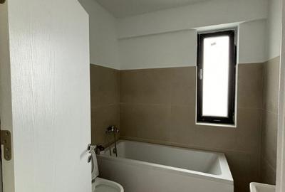 Apartament cu 3 camere decomandat în Central - 1